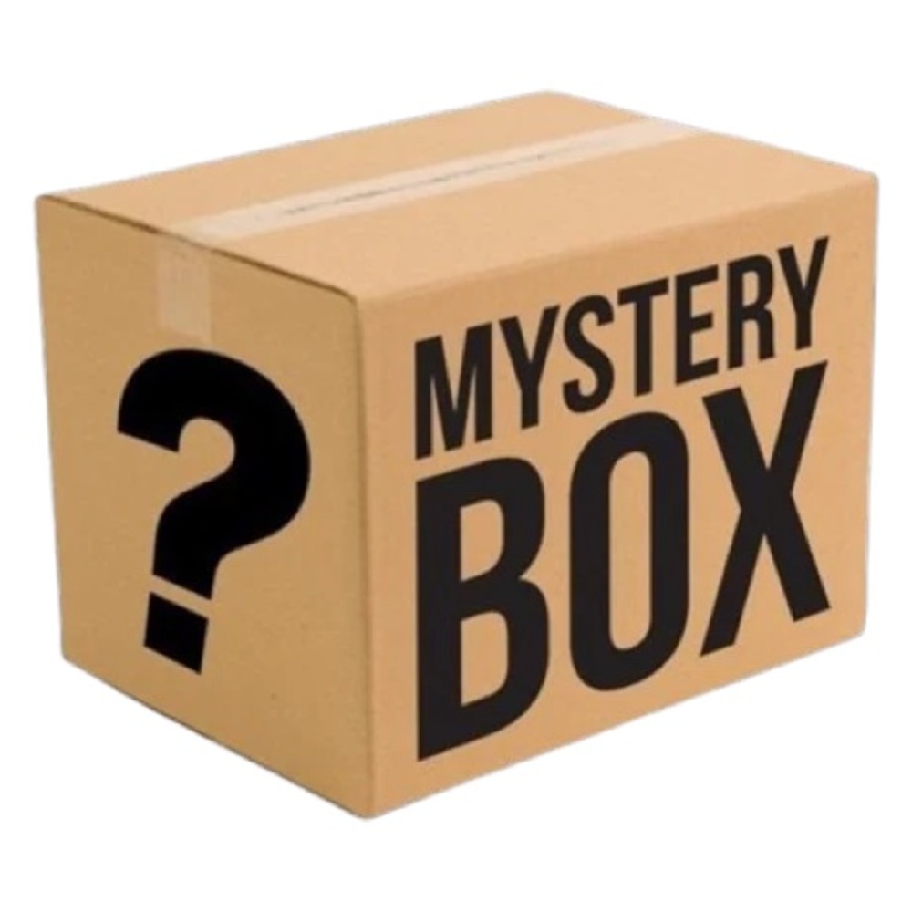 Women Mystery Box size medium large 8 items